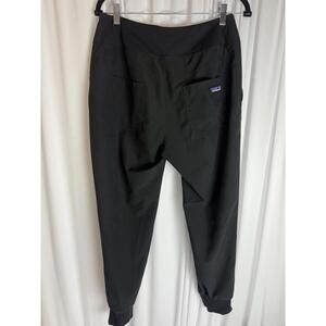 Women’s Patagonia scrub hiking pants joggers black, medium